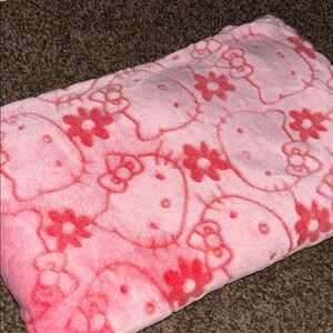 Vera Bradley Hello Kitty Pink Blanket